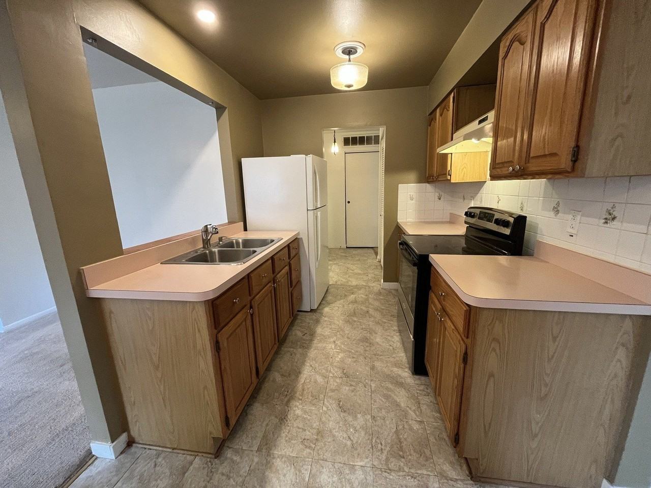 149 Mellbrook Rd - Photo 3 of 18