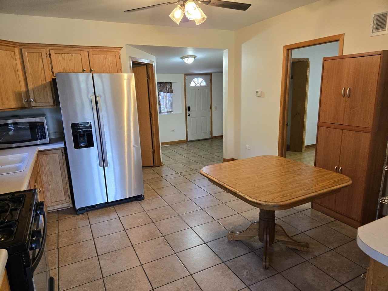 3902 Claire Blvd - Photo 6 of 17
