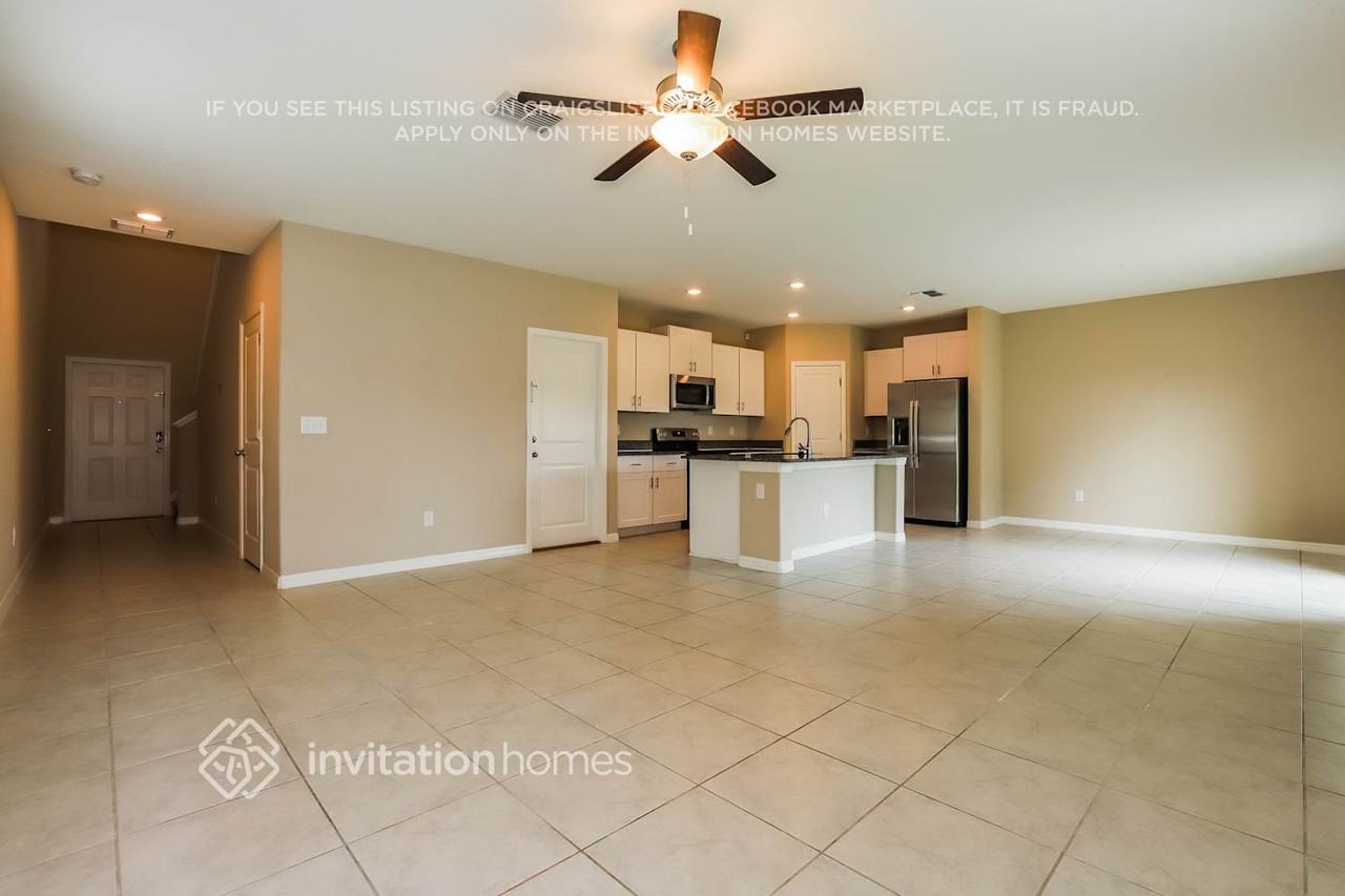 11223 Riley Pines Cir - Photo 5 of 18