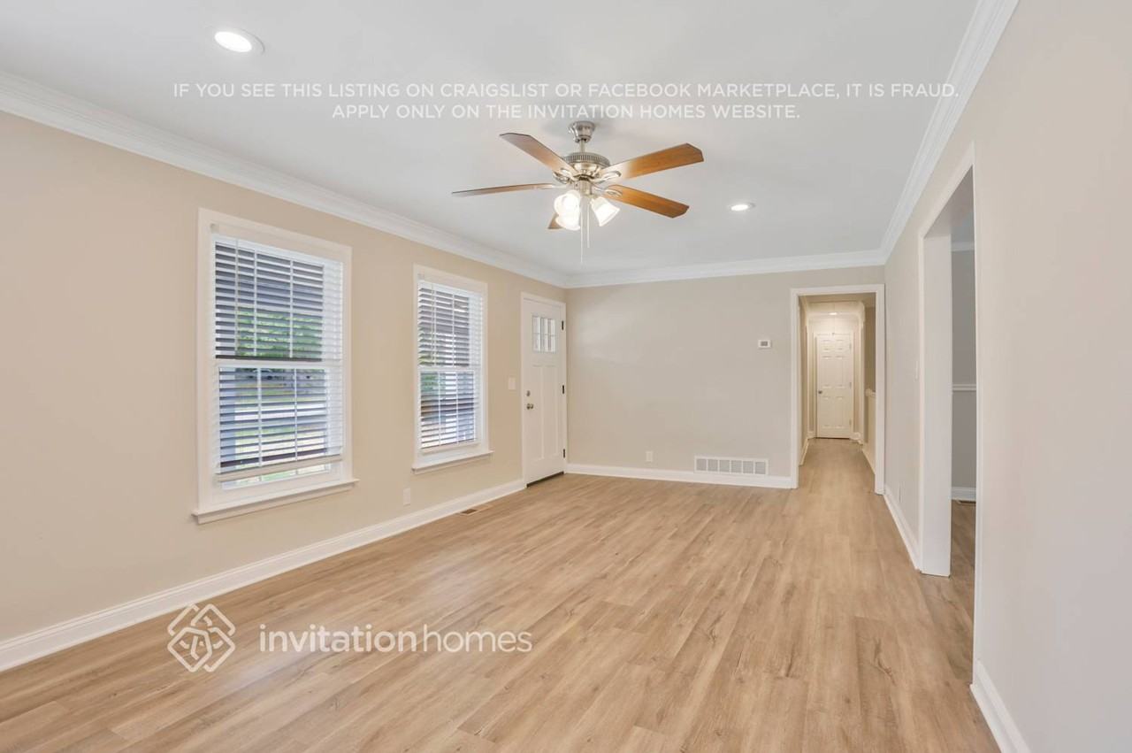 7216 Pinecrest Dr - Photo 2 of 22