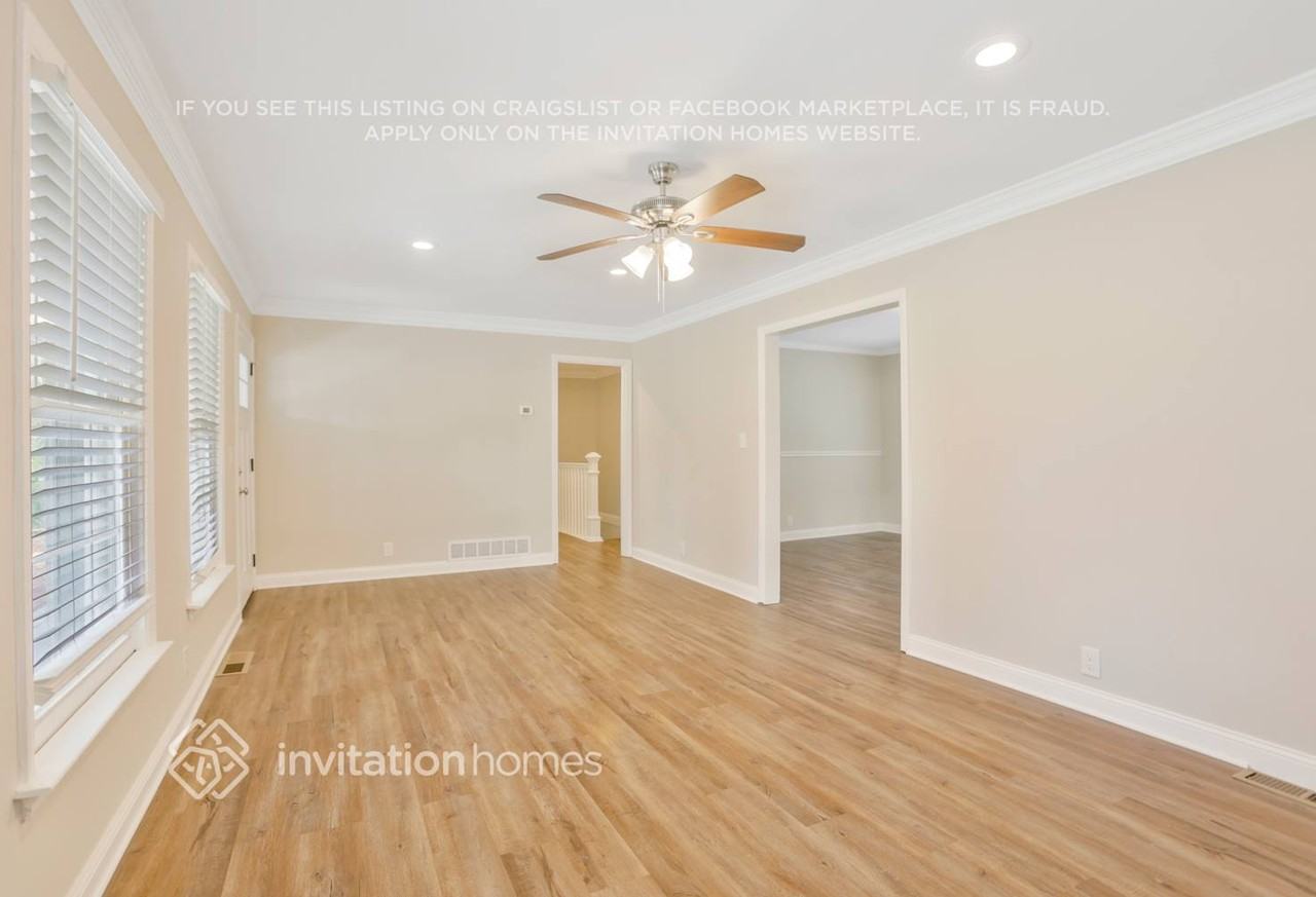 7216 Pinecrest Dr - Photo 3 of 22
