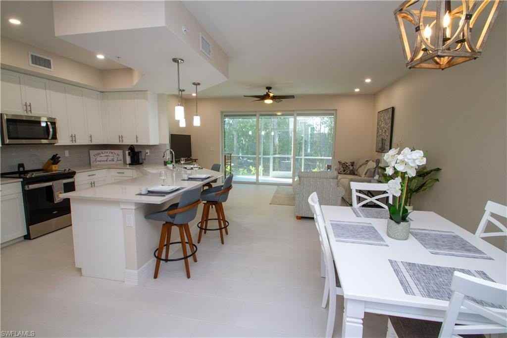 262 Indies Dr E #101 - Photo 2 of 32