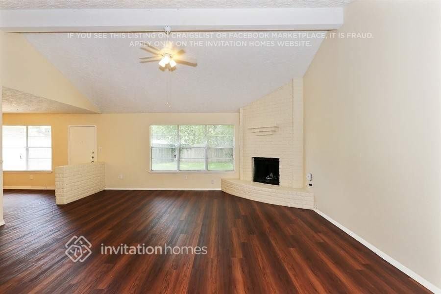 5826 Walnutgate Dr - Photo 4 of 17