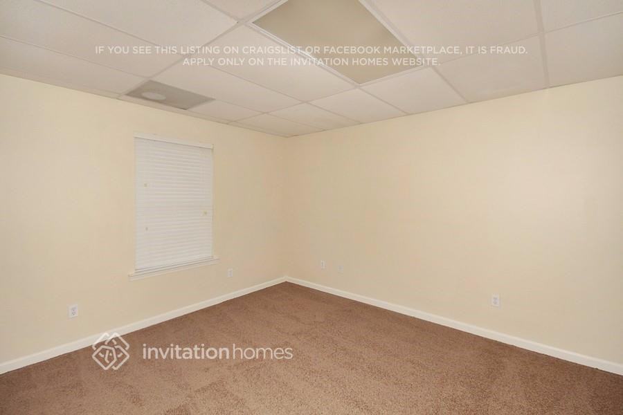 2684 Due West Rd - Photo 4 of 9