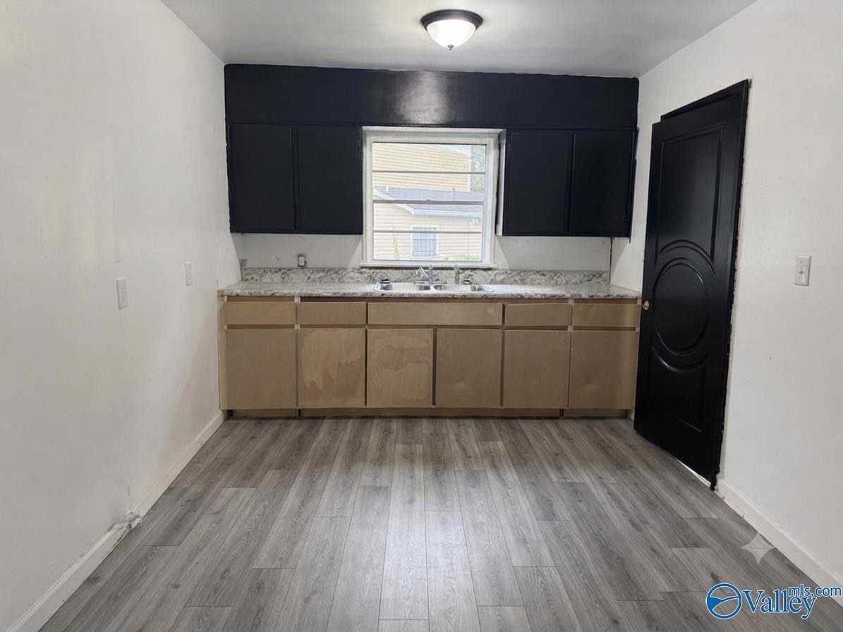 4944 Court G - Photo 4 of 7
