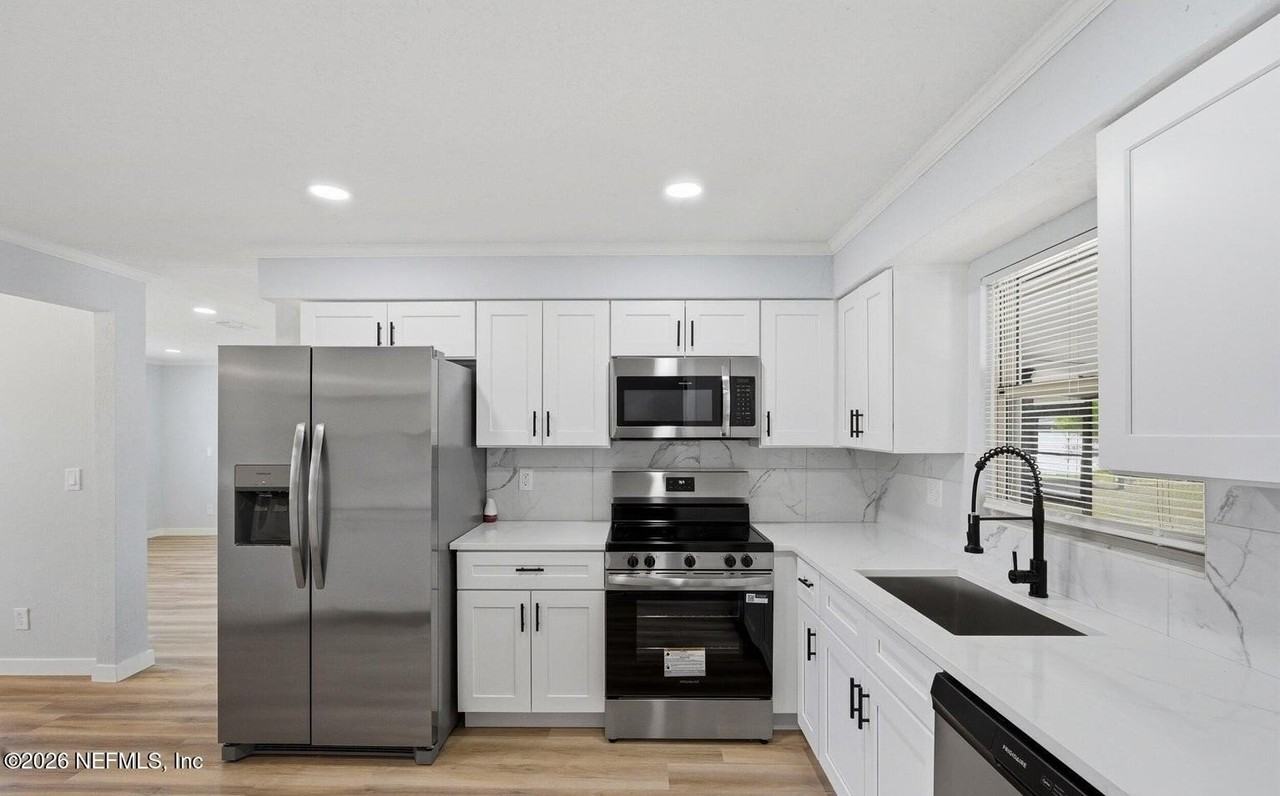 3608 Fortuna Dr - Photo 4 of 13