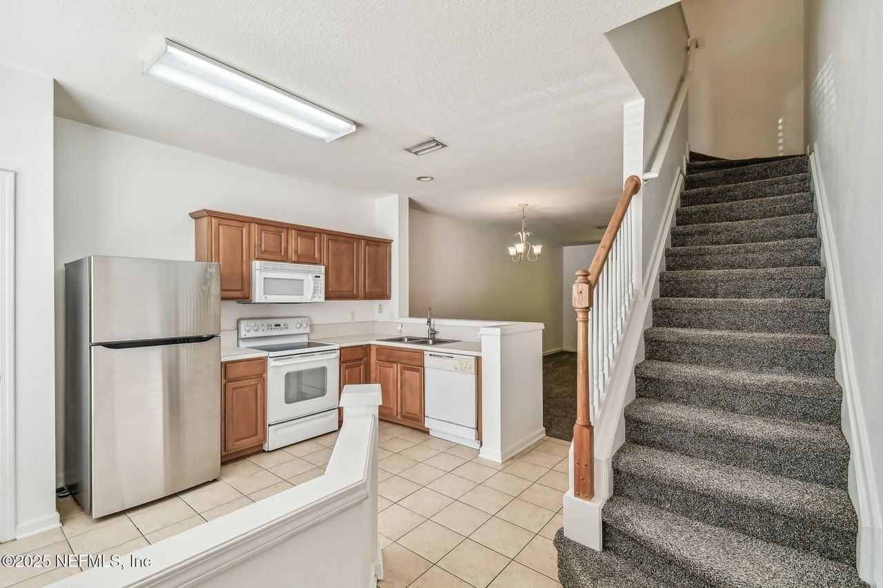 3491 Lone Tree Ln - Photo 6 of 50