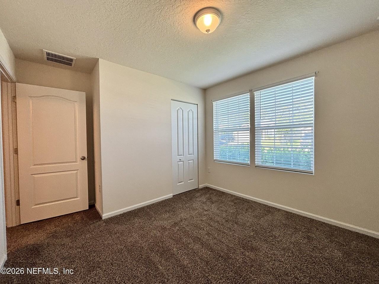1763 Eagle View Way - Photo 5 of 33