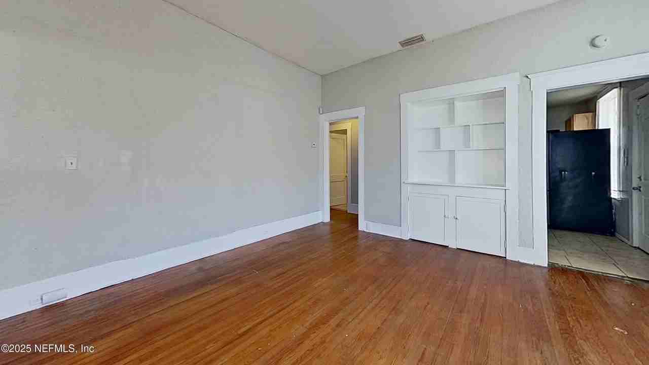 54 W 27th St - Photo 5 of 26