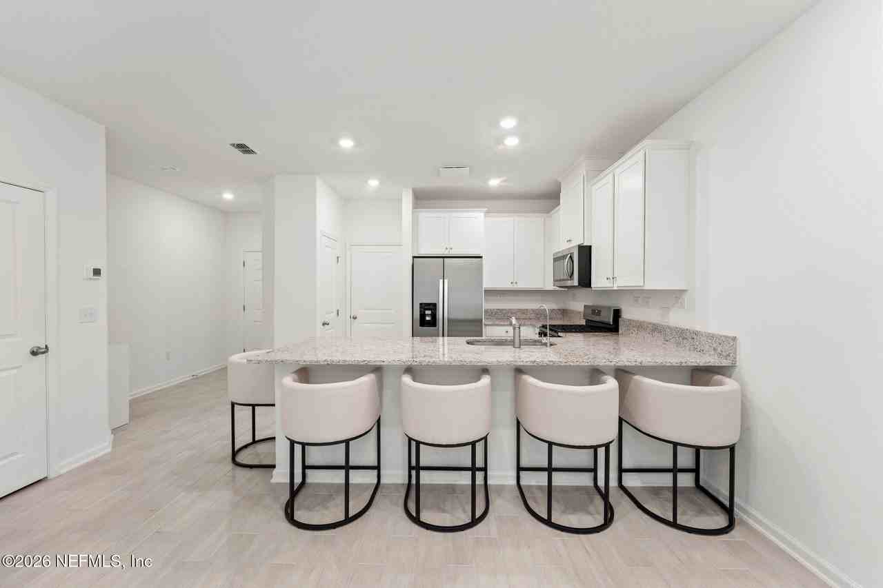 13536 Ute Pl - Photo 3 of 19