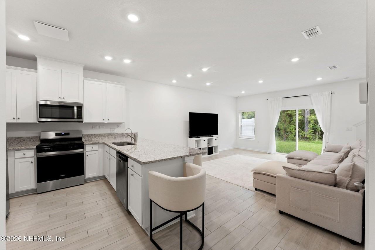 13536 Ute Pl - Photo 5 of 19