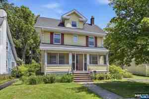 featured image of 7 Godfrey Rd
