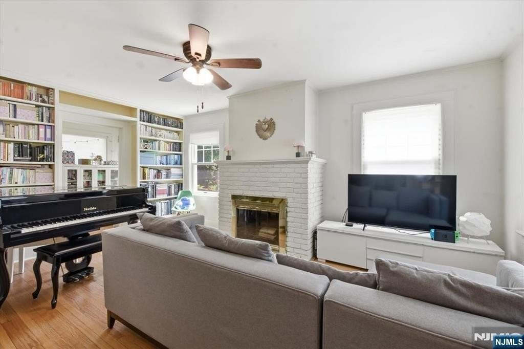 7 Godfrey Rd - Photo 5 of 17