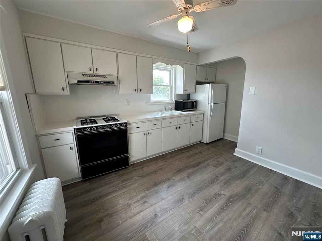 268 Harrington Ave #2 - Photo 2 of 16