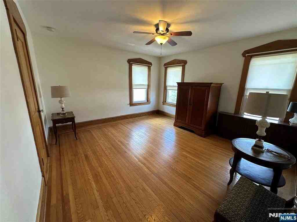 268 Harrington Ave #2 - Photo 6 of 16