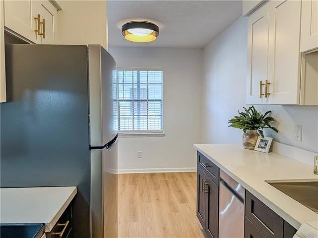 800 Martin Behrman Ave #202 - Photo 4 of 11