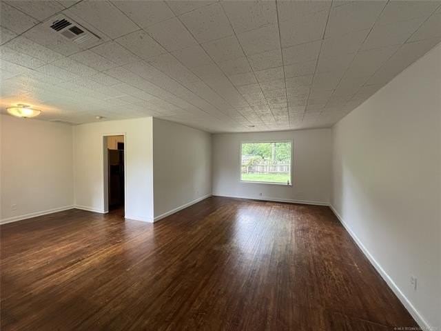 1007 E 49th St - Photo 3 of 14