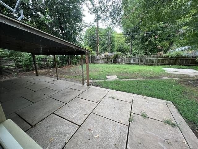 1007 E 49th St - Photo 6 of 14