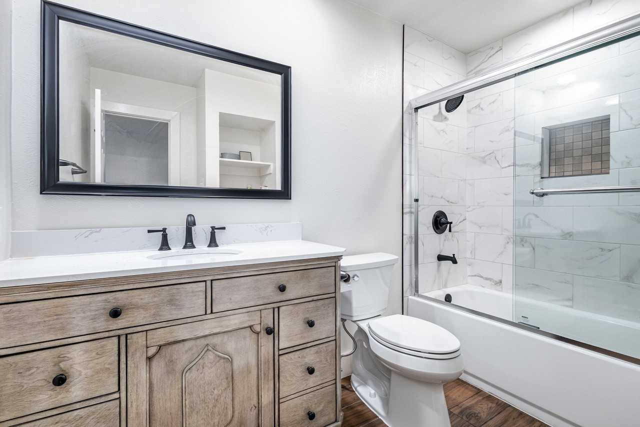 1616 Montana Trl - Photo 4 of 36