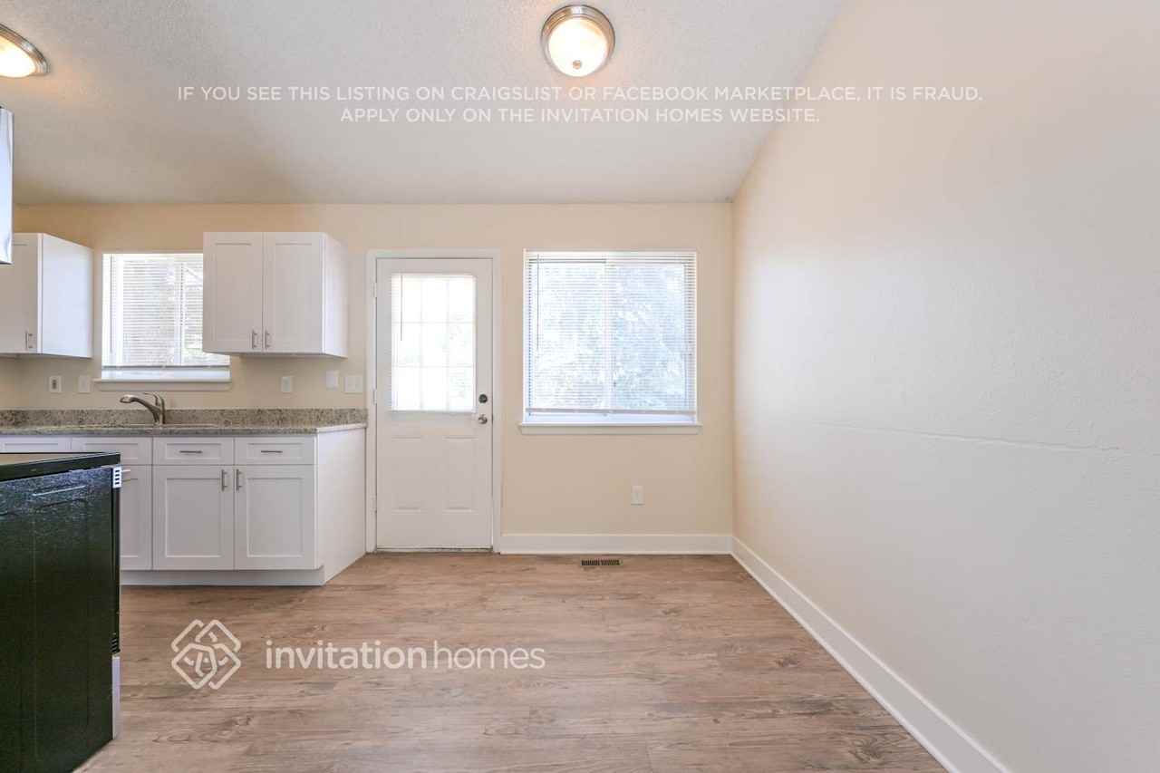 19074 E Mansfield Dr - Photo 6 of 18