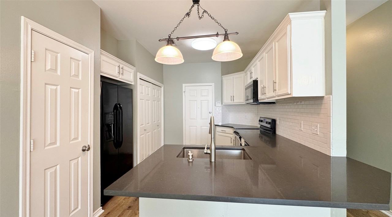 4228 Boulder Park Dr - Photo 6 of 17