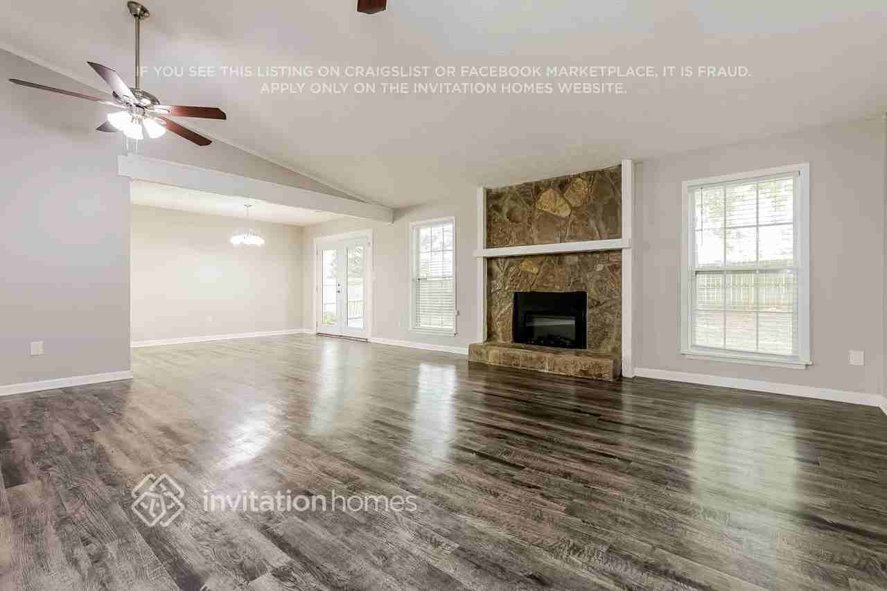 10230 Old Woodland Entry - Photo 3 of 17
