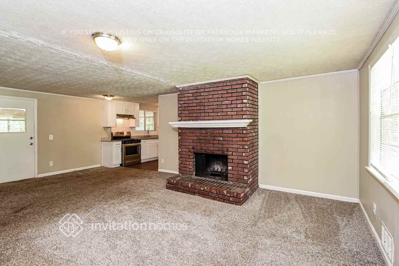 4021 Nations Dr - Photo 4 of 17
