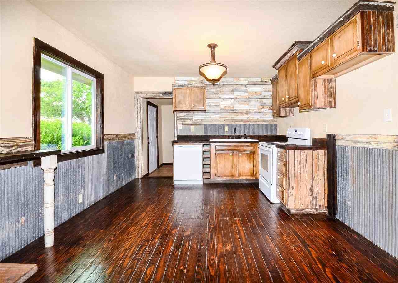 1421 N Cleveland Ave - Photo 3 of 27