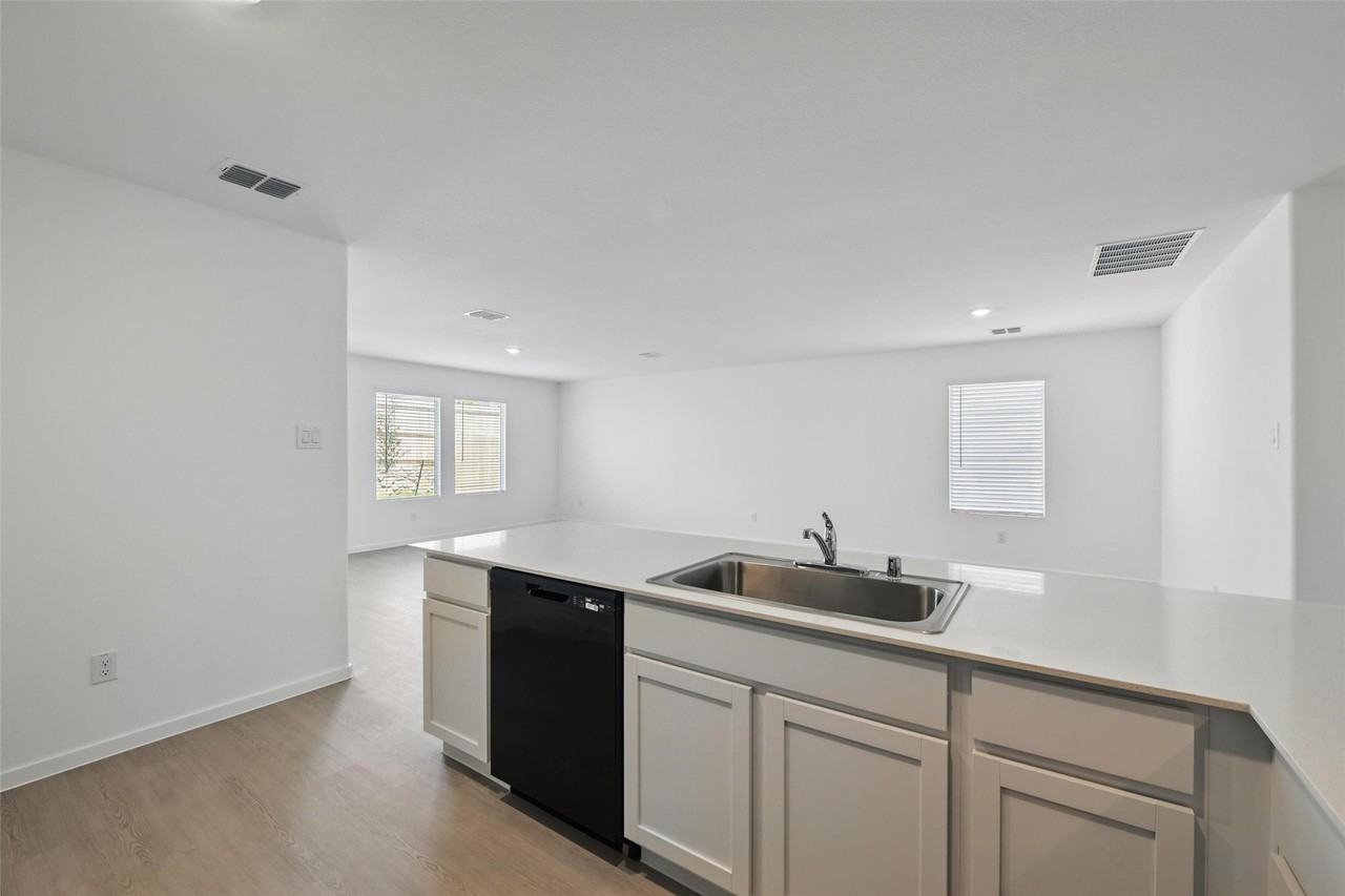 11538 Hermosa Ln - Photo 5 of 26