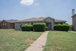 1420 Bumble Bee Dr - Photo 1 of 1