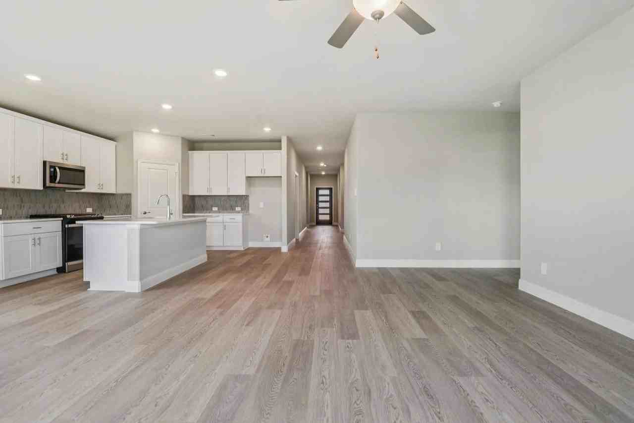 1930 Furlong Dr - Photo 2 of 16