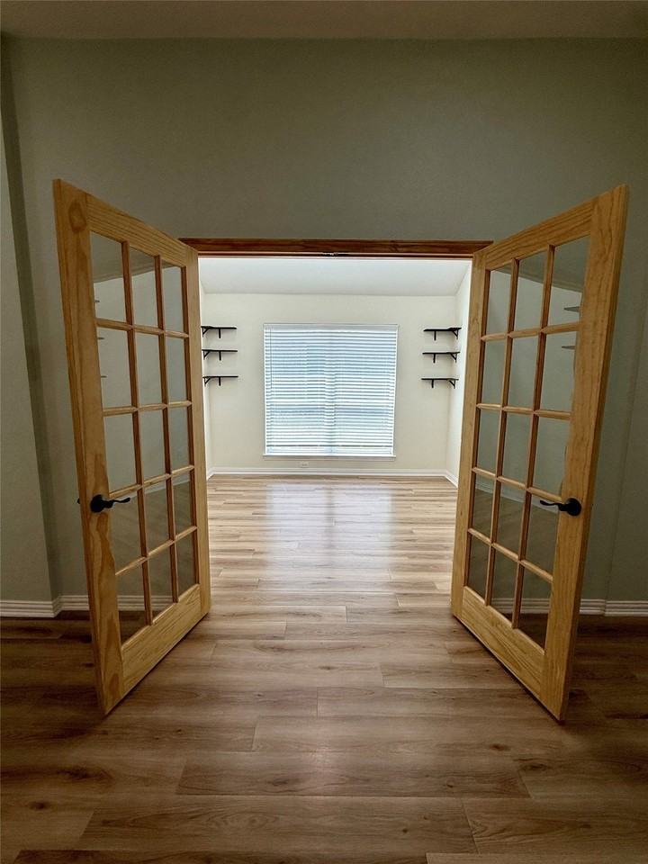 309 Catherine St - Photo 6 of 32