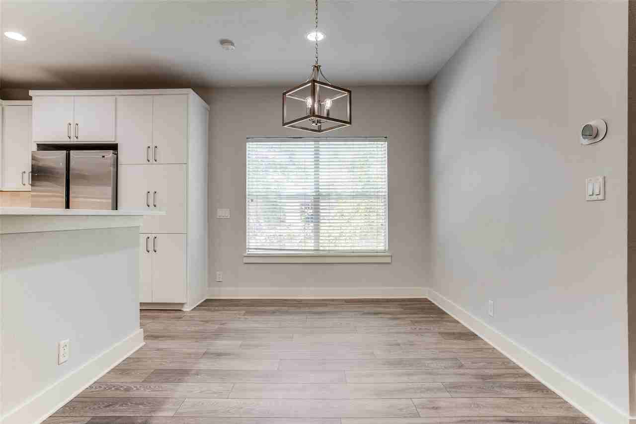3824 Brown St #B - Photo 5 of 23