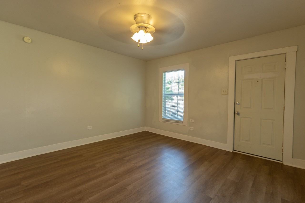 613 N 23rd St #15 - Photo 4 of 15