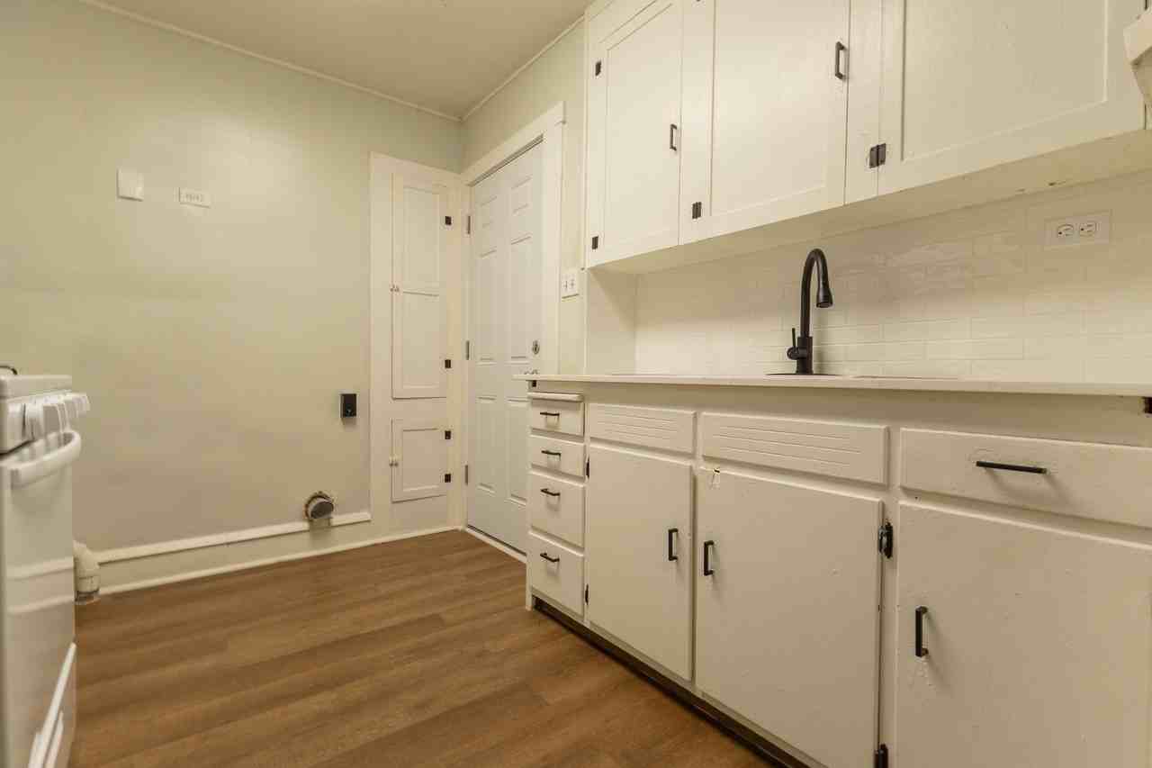 613 N 23rd St #15 - Photo 7 of 15