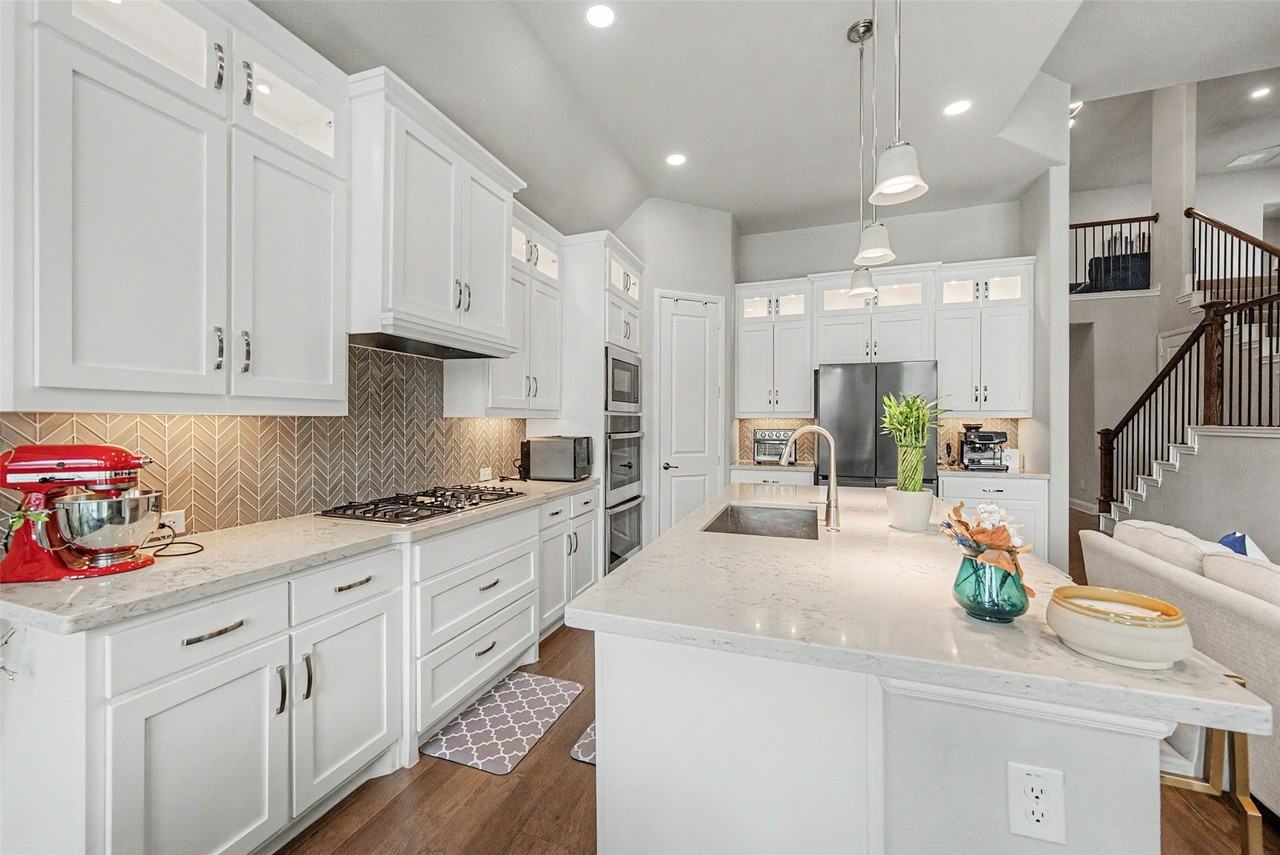 5200 Bradford Green Trl - Photo 7 of 39