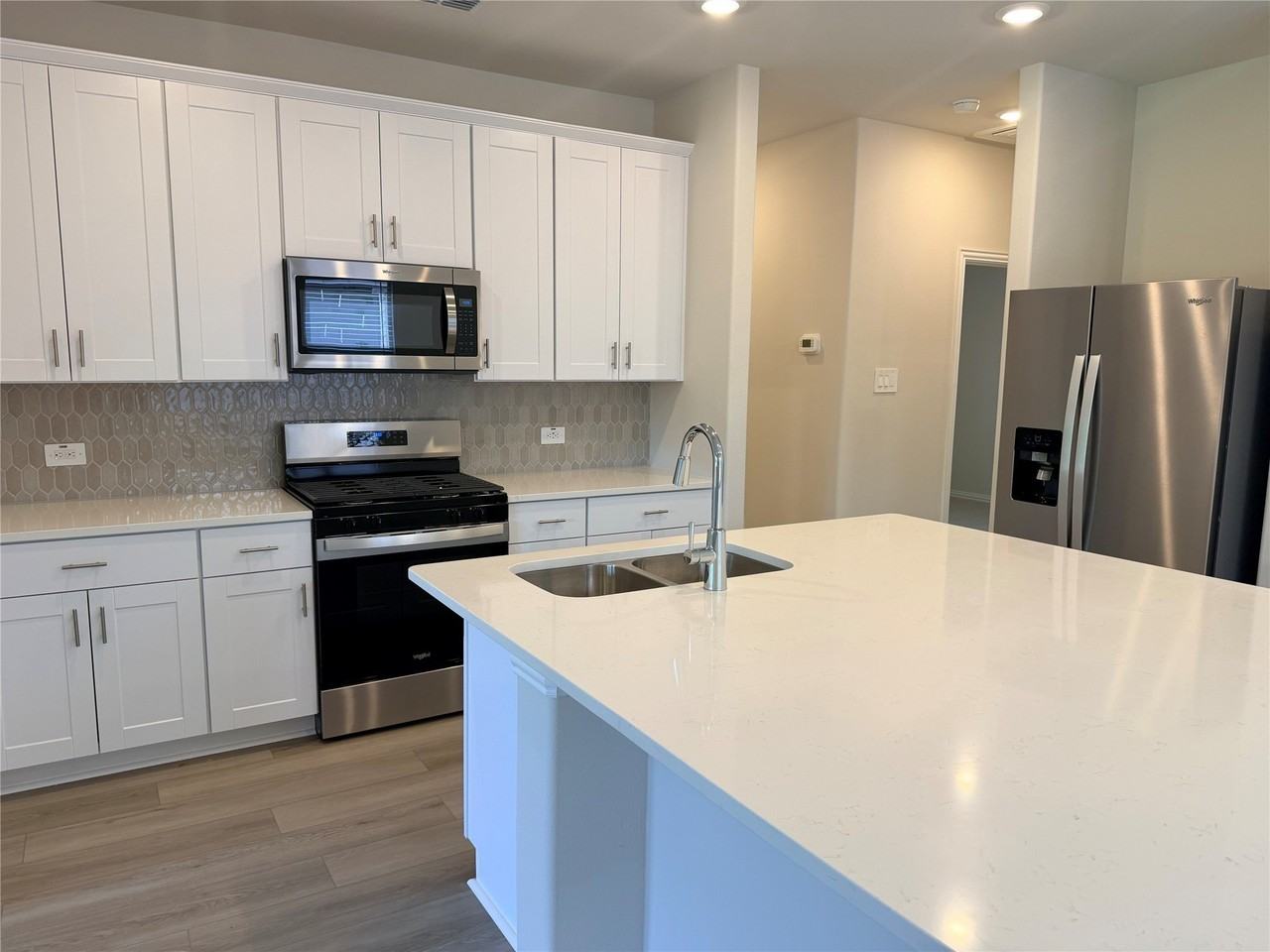 6212 Chickney Dr - Photo 5 of 29