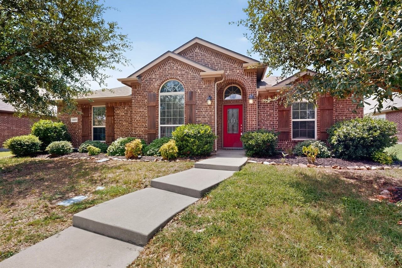 1413 Palasades Ct
