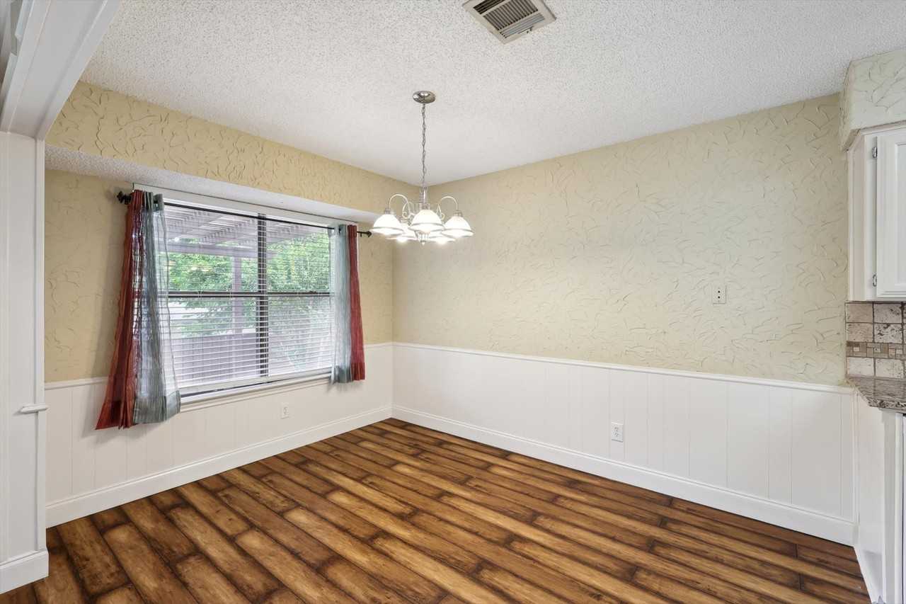 2813 Cripple Creek Trl - Photo 6 of 25