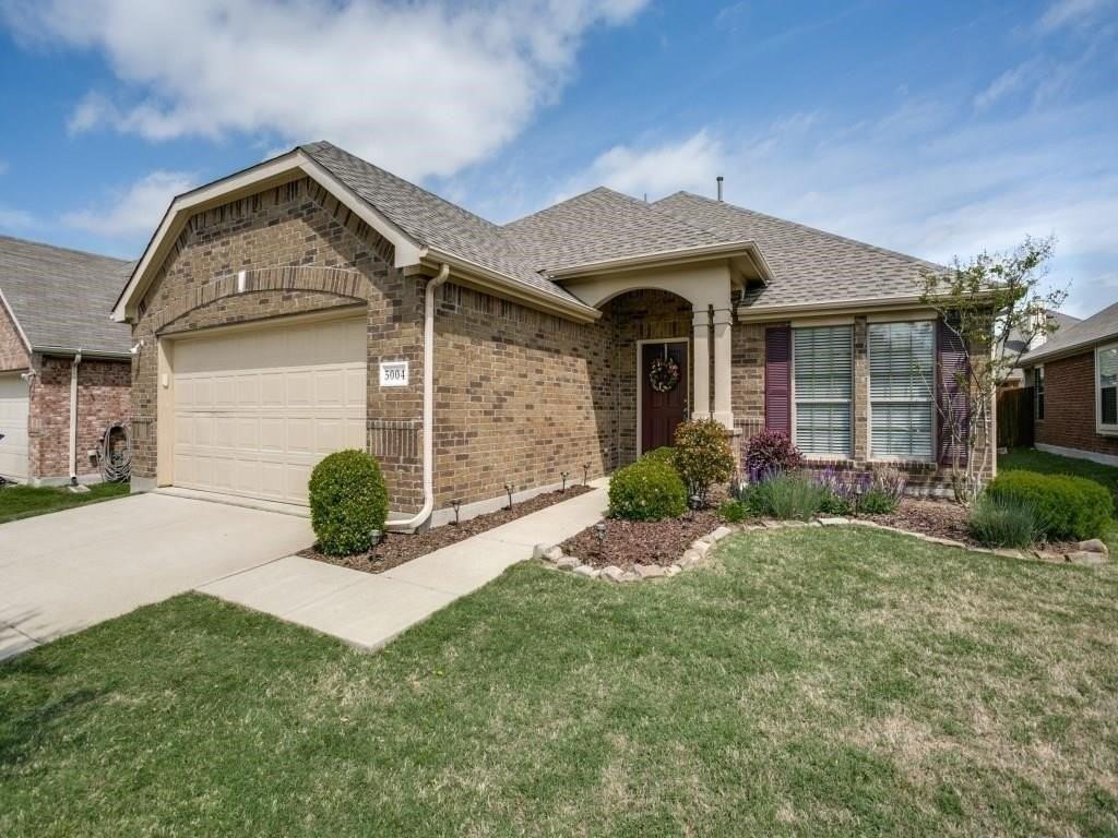 5004 Promised Land Dr - Photo 2 of 27