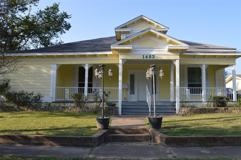 1403 Bonham St - Photo 1 of 1