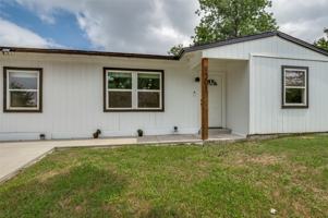 featured image of 1301 Cardinal St