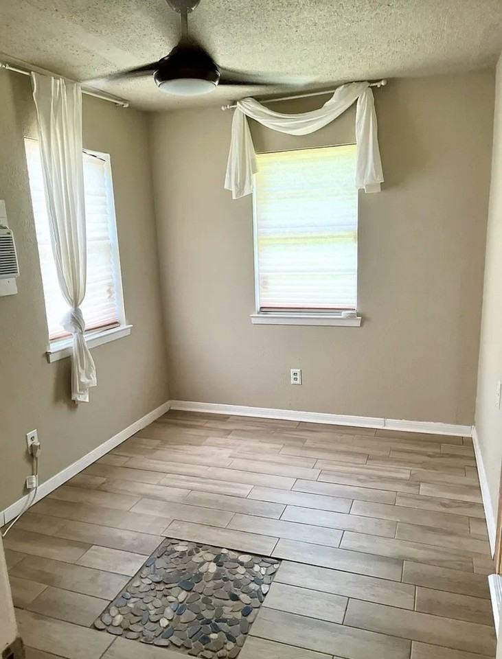 307 W Broadmore Ave - Photo 5 of 10