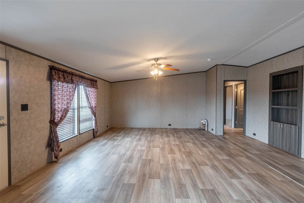 9180 Palmer Ln - Photo 6 of 6