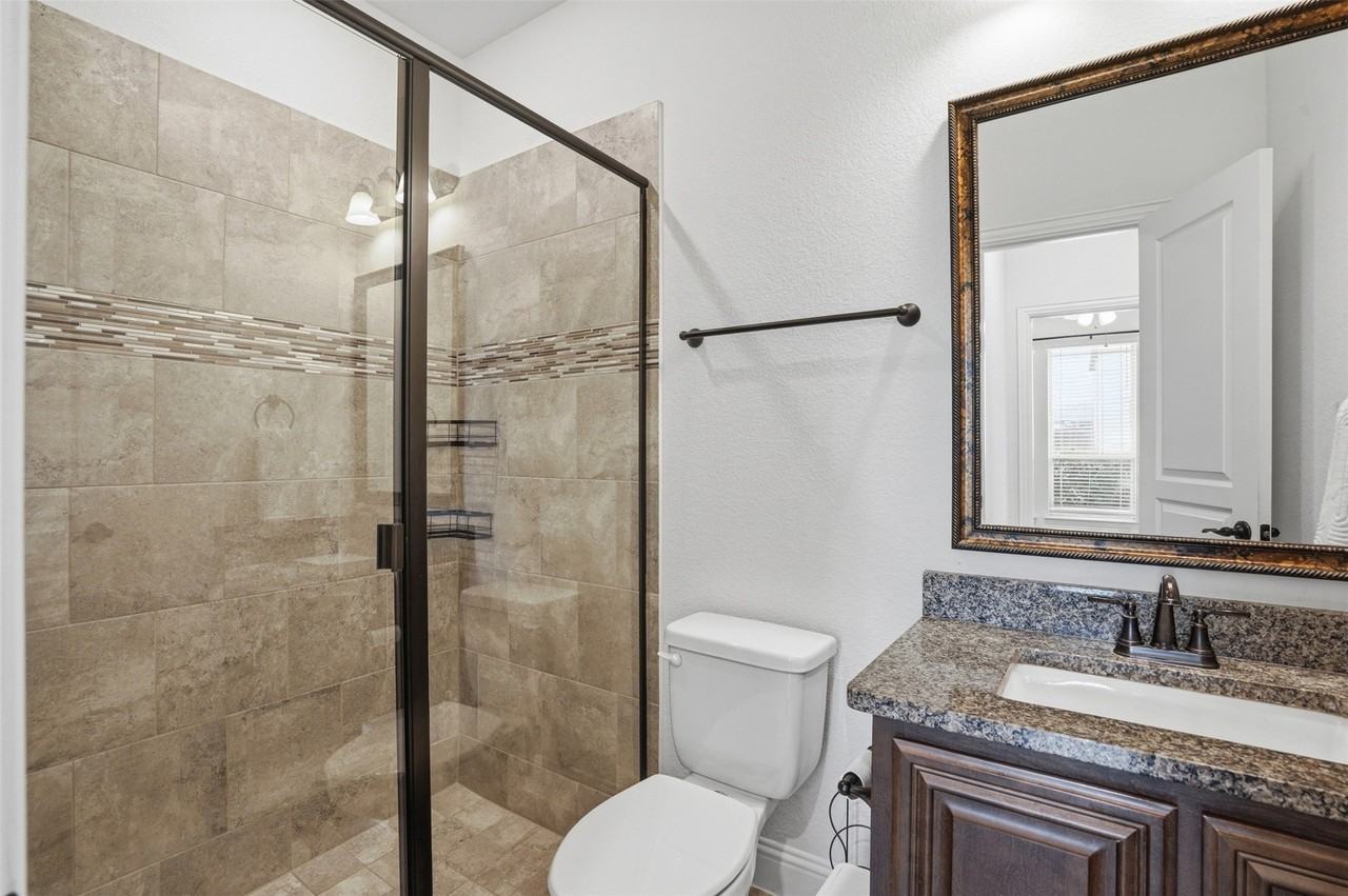 1122 Alderwood Dr - Photo 6 of 37