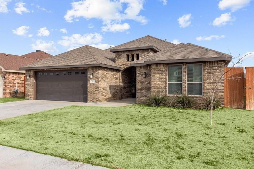 49 Berkshire Cir - Photo 3 of 23