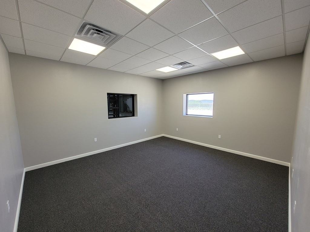 3745 N Slator Ave - Photo 7 of 47
