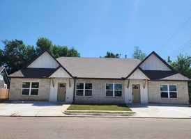 featured image of 102 N Walnut St