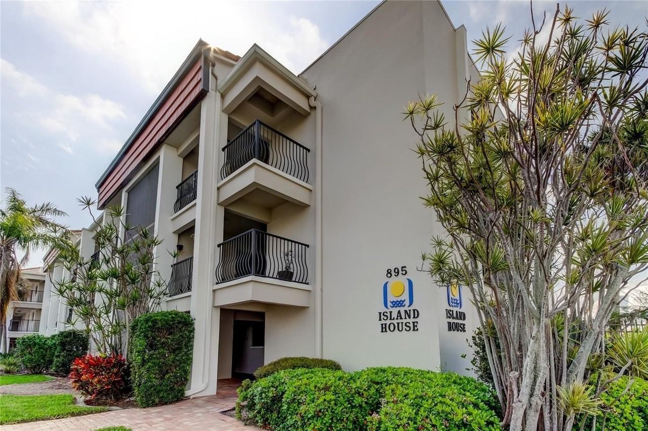 895 S Gulfview Blvd #203 - Photo 3 of 49