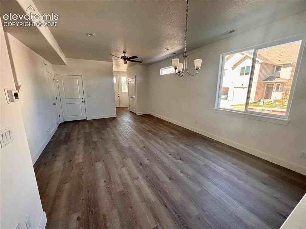 3647 Byram Pt - Photo 6 of 21